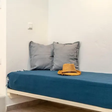 Thea Naxos Aparthotel