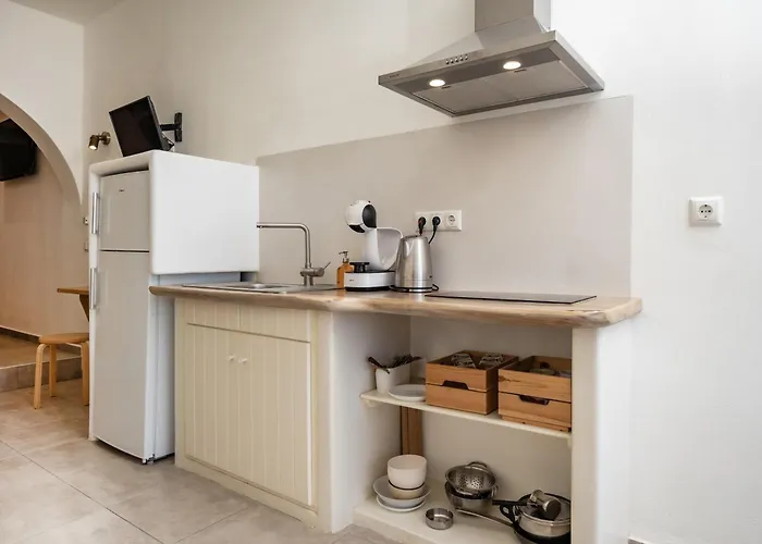 Thea Naxos Апарт-отель