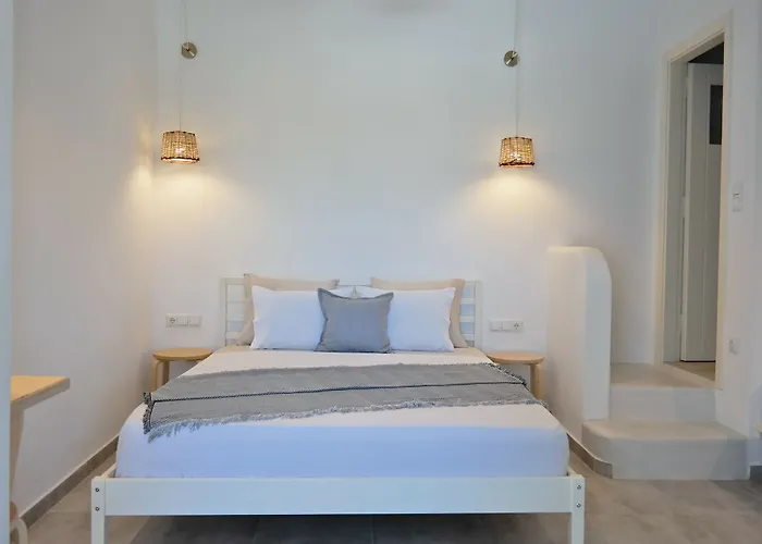 Thea Naxos Апарт-отель