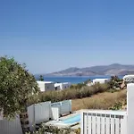 Thea Naxos Aparthotel 4*