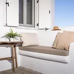 Thea Naxos Aparthotel 4*