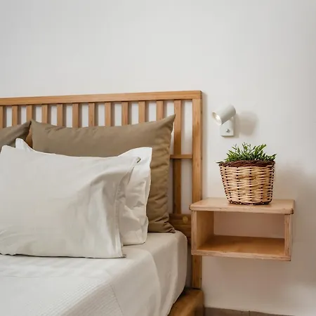 Thea Naxos Aparthotel 4*