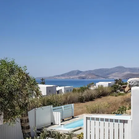 Thea Naxos Aparthotel 4*