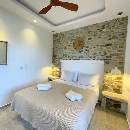 Aparthotel Thea Naxos 2*