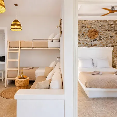 Thea Naxos Aparthotel 4*