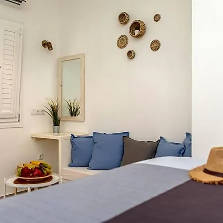 Thea Naxos Aparthotel