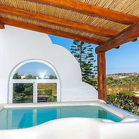 Thea Naxos Aparthotel