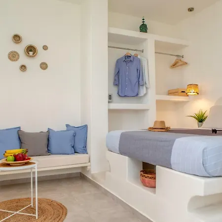 Thea Naxos Aparthotel 4*