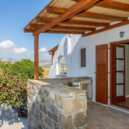 Thea Naxos Aparthotel 4*